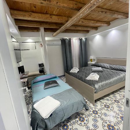 Mini Appartamenti Ballaro Rooms Palermo Dış mekan fotoğraf